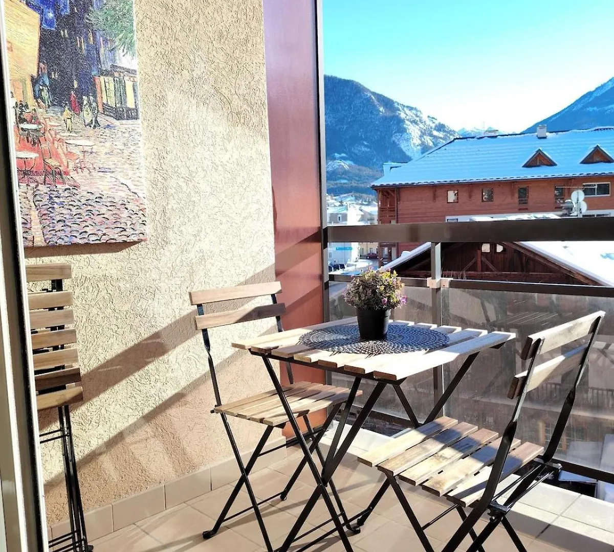 Bel Appartement Au Pied Des Pistes De Serre Chevalier Briancon  0*, Briancon (Hautes-Alpes)